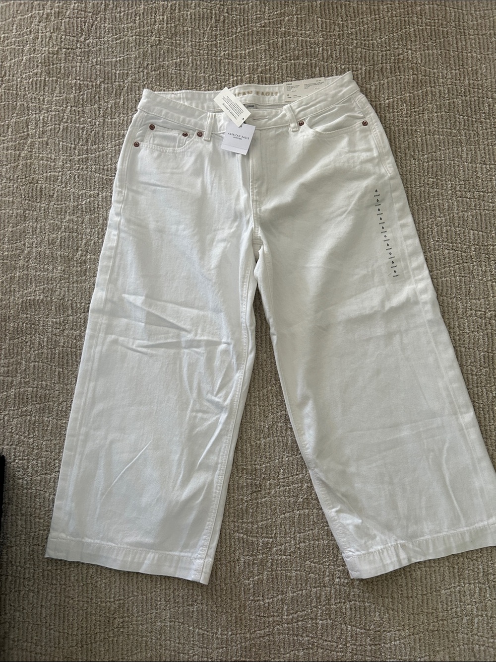American Eagle Outfitters White Wide-Leg Crop Jeans